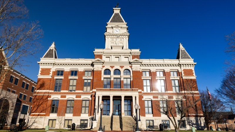 Front exterior of the Montgomery County Courthouse in downtown Clarksville, Tennessee