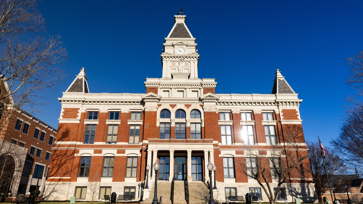 Front exterior of the Montgomery County Courthouse in downtown Clarksville, Tennessee